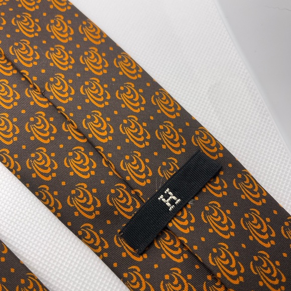 HERMES Silk Tie Luxury Made in Paris Orange Brown Floral Leaf - Picture 3 of 8